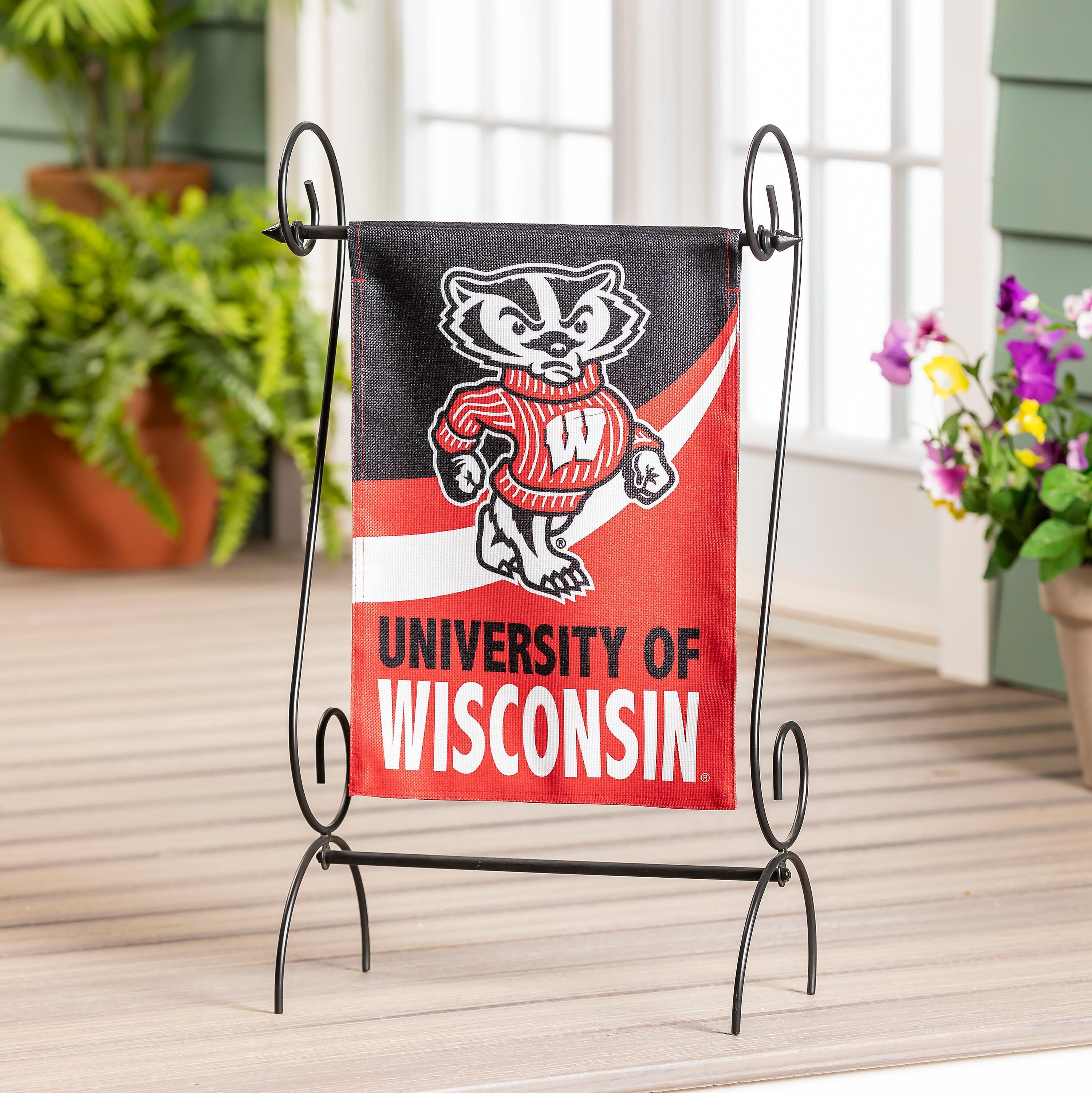 University of Wisconsin-Madison Burlap Flag GDN Size