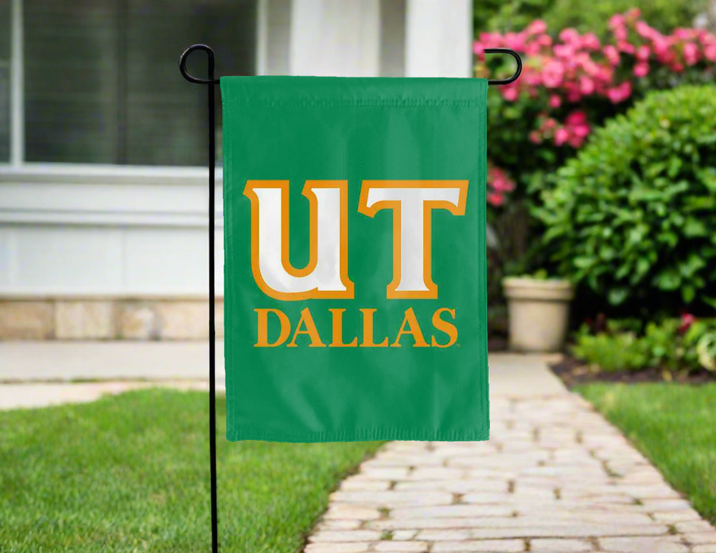 UT Dallas Garden Flag